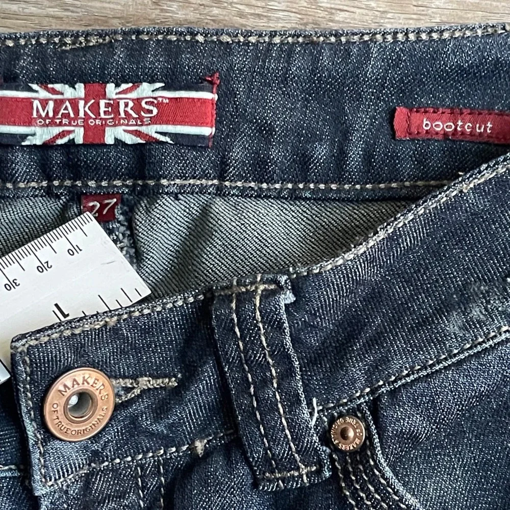 Makers Payton Bootcut Jeans‎ Womens 27 Dark Wash Distressed Low Rise Y2K Grunge